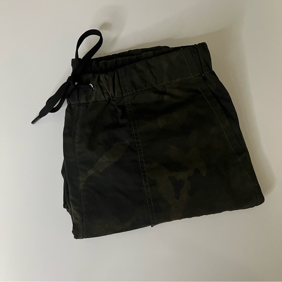 Rag & Bone Woman’s Camouflage Joggers size Medium - Picture 9 of 10